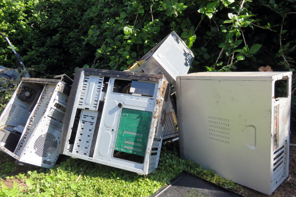 Who Pays for Electronic Recycling?